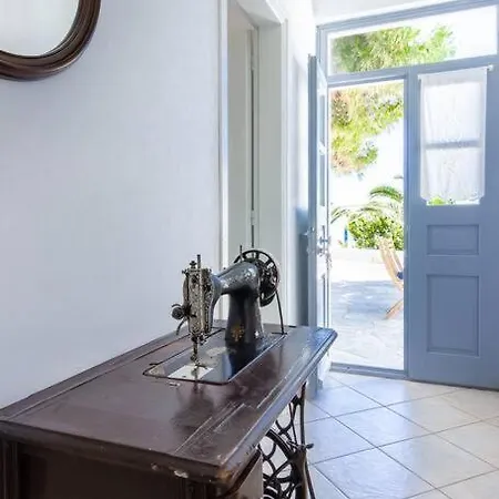 Folia' Appartement Plaka (Milos)